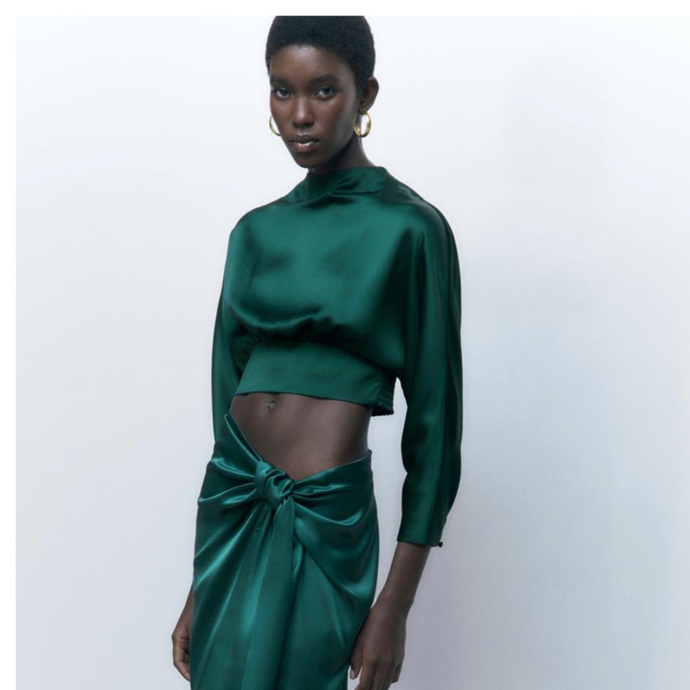 Zara Open Back Satin Top in Size US M